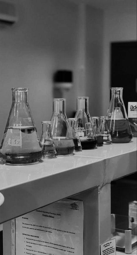 Parfum menthe : comment porter une note fraîche sans effet trop dentifrice ?